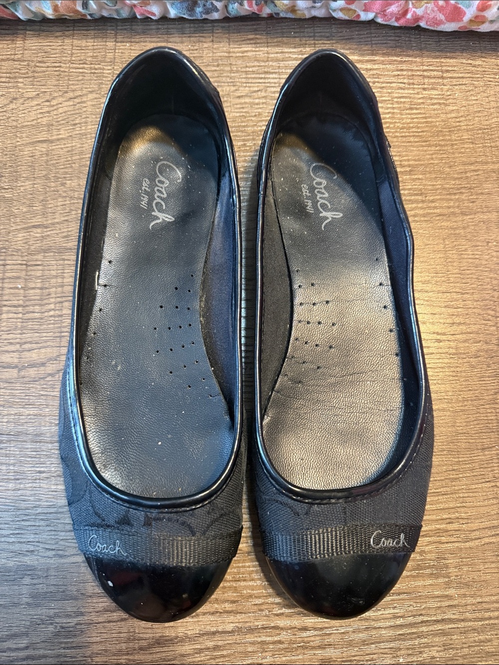 Coach Black Women's Ballet Flats with Patent Cap Toe